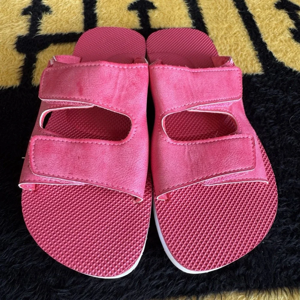 Size W9/M7.5 - The Healing Sole Emerson Pink Sandals